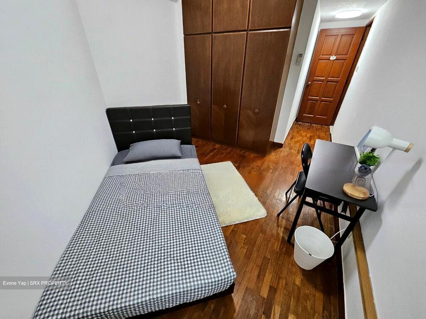 Simsville (D14), Condominium #469207041
